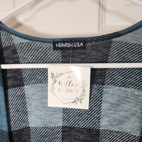 HEIMISH USA Plaid Cardigan in Blue and Black - Picture 2 of 5